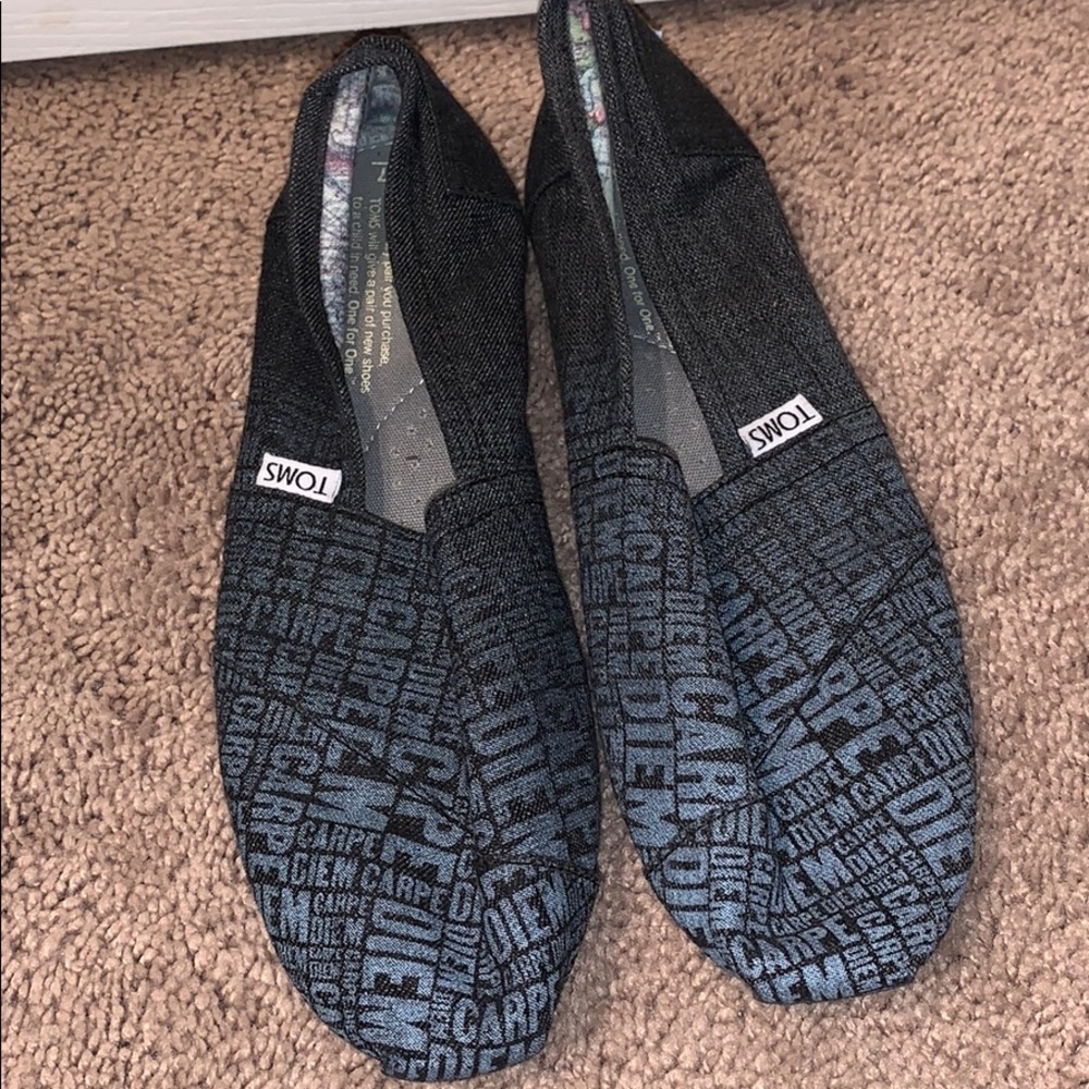 TOMS Carpe Diem